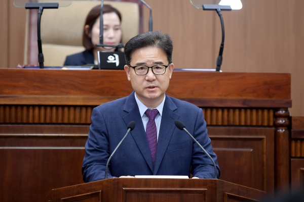 김인수 부의장.